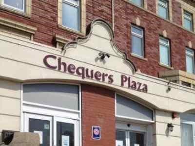 Chequers Plaza Hotel